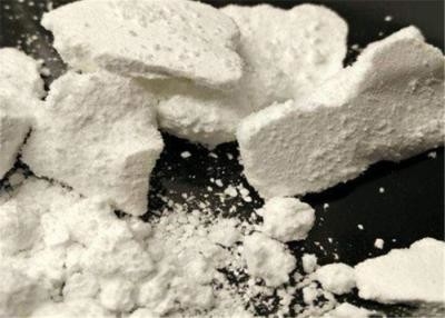 CAS 51-05-8のローカル麻酔の薬剤のプロカイン塩酸塩の粉はのための苦痛を減らす