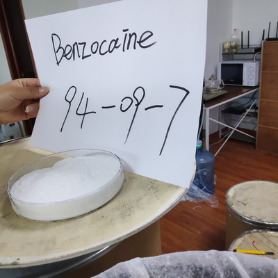 医薬品のためのCAS 94-09-7のBenzocaineの白い粉